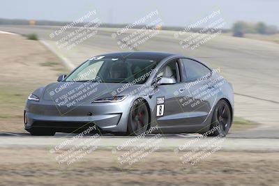 media/Oct-19-2025-Speed Ventures (Sun) [[a6e7fe67be]]/TC B/Session 2 (Outside Grapevine)/